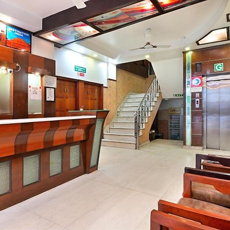 Hotel Aster Inn New Delhi Bagian luar foto