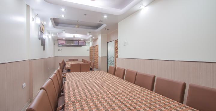 Hotel Aster Inn New Delhi Bagian luar foto